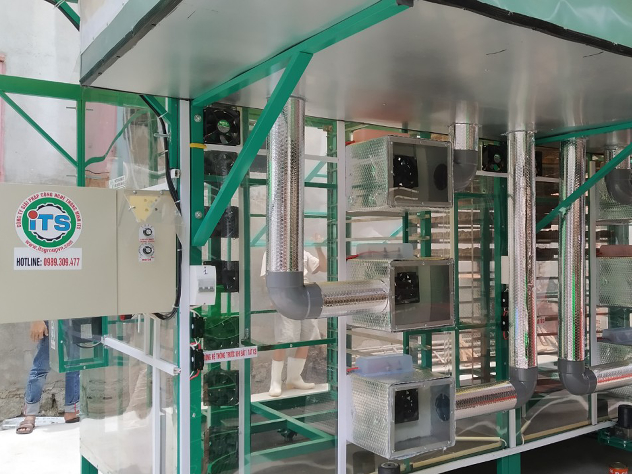 Máy Sấy Hải Sản Bằng Năng Lượng Mặt Trời