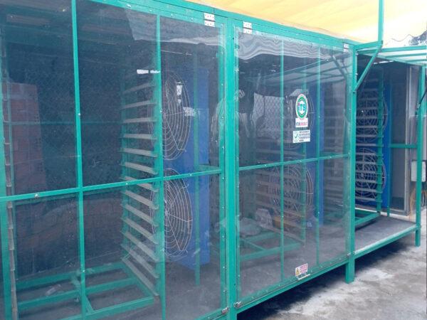 Buồng Sấy Tinh Bột Nghệ Trục Đứng Ứng Dụng Năng Lượng Mặt Trời -  Công Suất 500kg