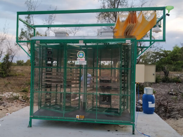 Buồng Sấy Trục Đứng Ứng Dụng Năng Lượng Mặt Trời  - Công Suất 170kg